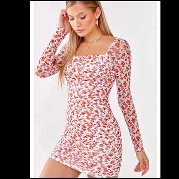 Forever 21 Dresses & Skirts - Forever 21 rouched floral dress